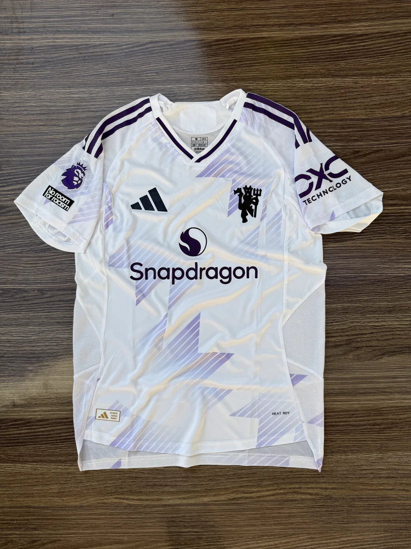 Manchester United 2025/26 Away Kit