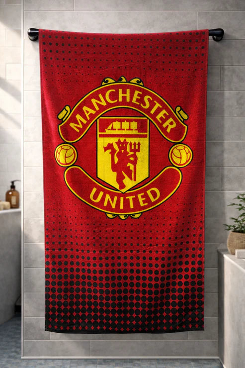 Manchester United Core Towel Red