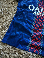 Paris Home Jersey 2025/26