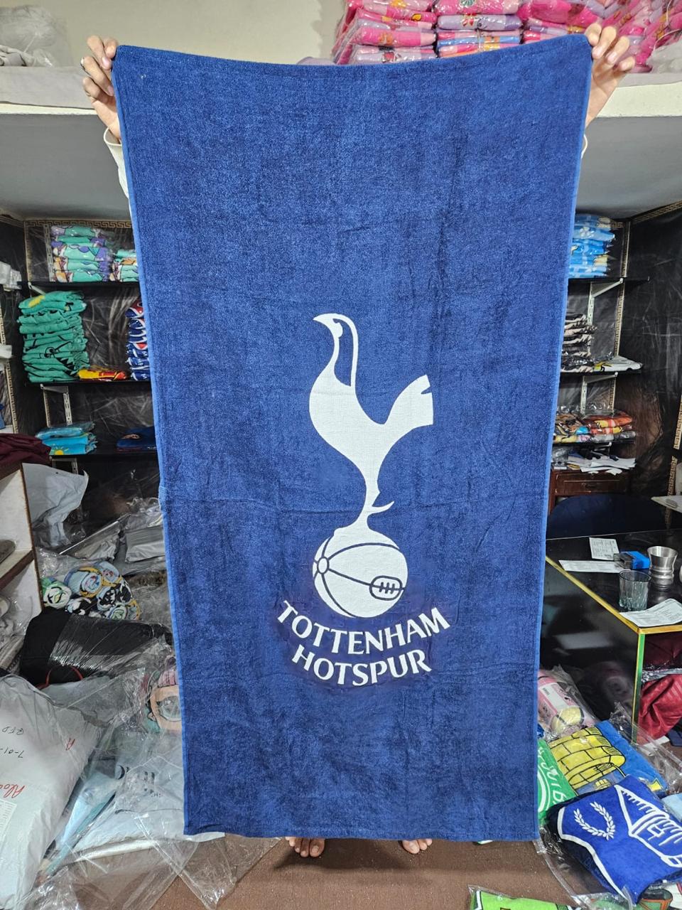 BATH TOWEL TOTTENHAM 70 X 140 CM - Towels